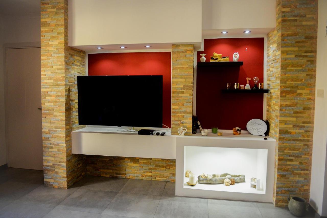 Modern And Homely Apartment In マルサスカーラ エクステリア 写真