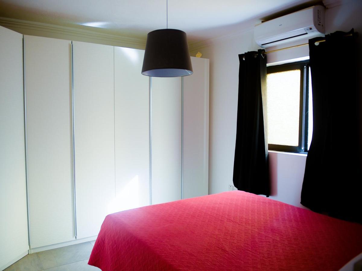 Modern And Homely Apartment In マルサスカーラ エクステリア 写真